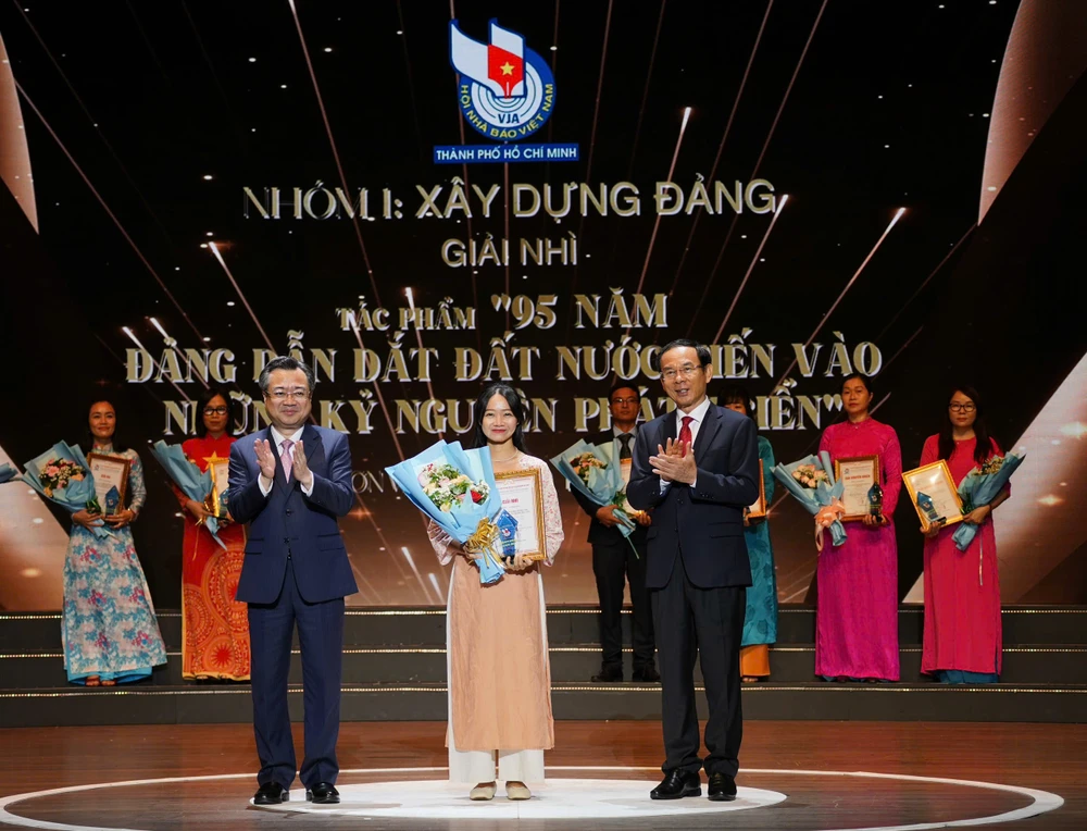 pho-bi-thu-thuong-truc-thanh-uy-tp.hcm-nguyen-thanh-nghi-3.jpg