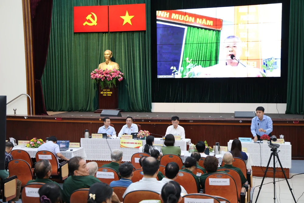 dai-bieu-quoc-hoi-4.JPG