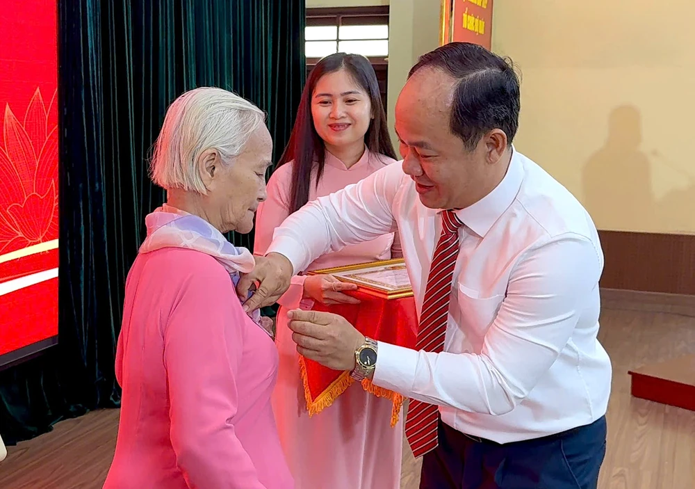 huy-hieu-dang-1.jpg