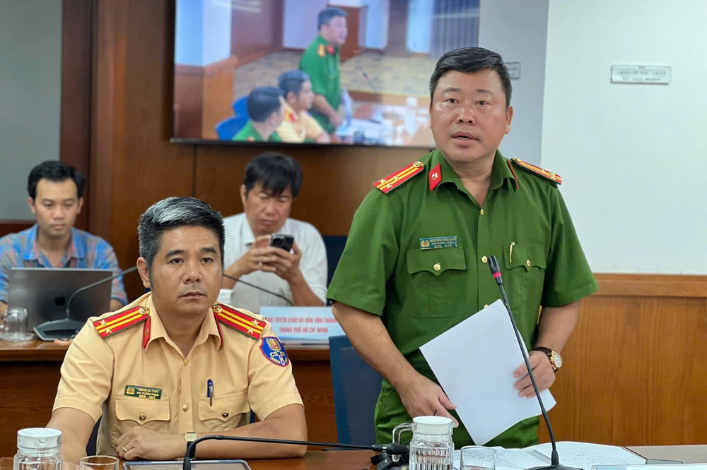CONG-AN-TP.HCM-FANPAGE-MA-TUY-1.jpg