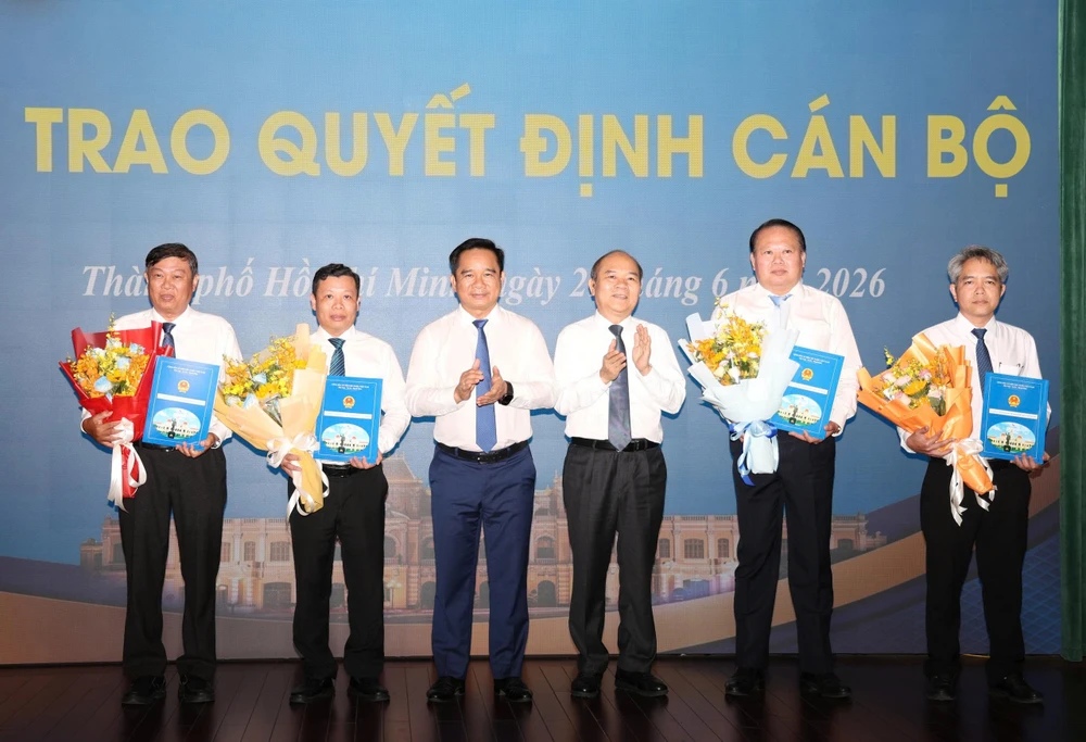 dieu-dong-can-bo-2.jpg