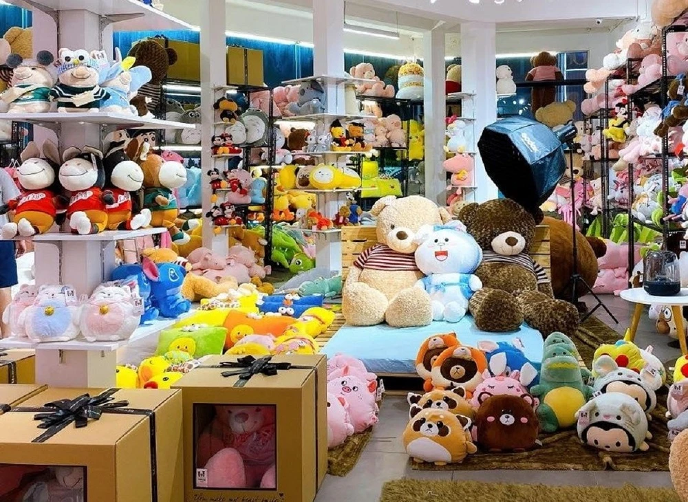 Gấu bông thương hiệu Gaubongcity của công ty TNHH Vietmadeco được bày bán tại siêu thị