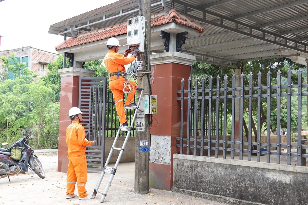 thay-doi-ghi-chi-so-cong-to-dien-ve- ngay-cuoi-thang11.jpg