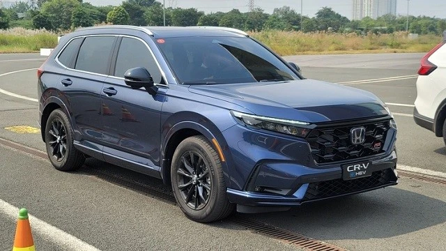 Đại lý triển khai nhiều ưu đãi hấp dẫn cho xe Honda CRV 2024 dịp cận Tết