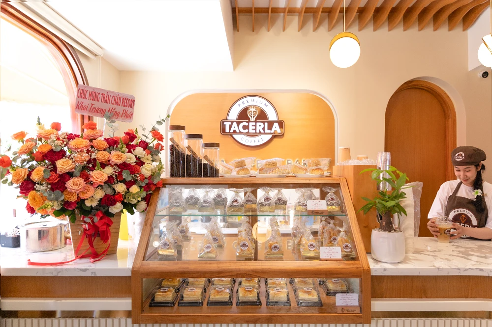 Tacerla Cafe & Bakery - Không gian cà phê mới mẻ giữa lòng thị trấn Phước Hải