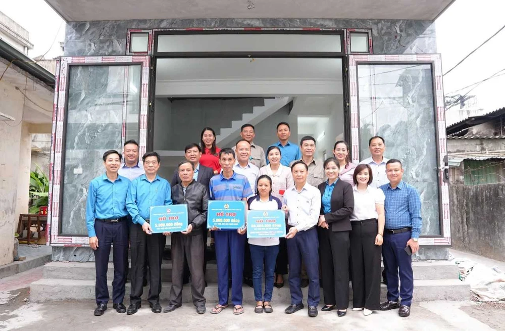 TKV trao 'Mái ấm Công đoàn' - Gửi niềm tin, tạo động lực với người lao động