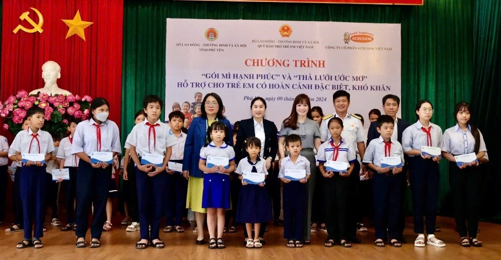 Acecook Việt Nam thăng hạng đột phá tại bảng xếp hạng top 100 Doanh nghiệp phát triển bền vững