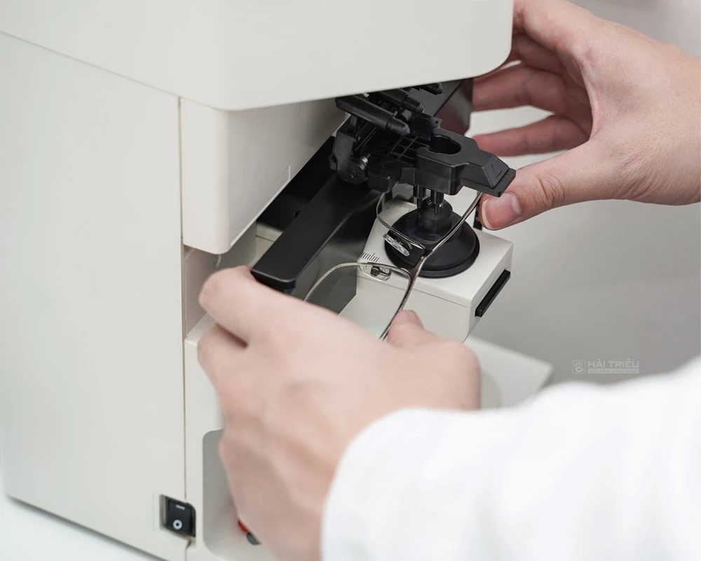 Tròng kính tại Kính Hải Triều khác gì so với những nơi khác?