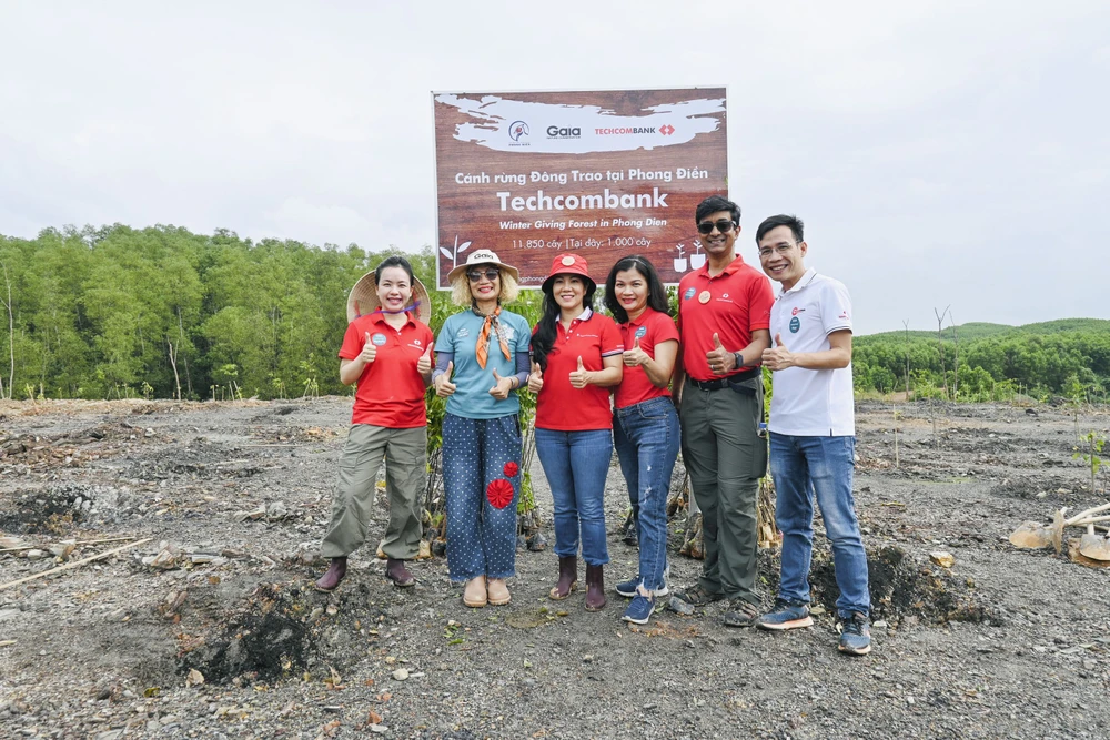 techcombank-cam-ket-dong-hanh-vi-muc-tieu-net-zero-vao-nam-20241.JPG