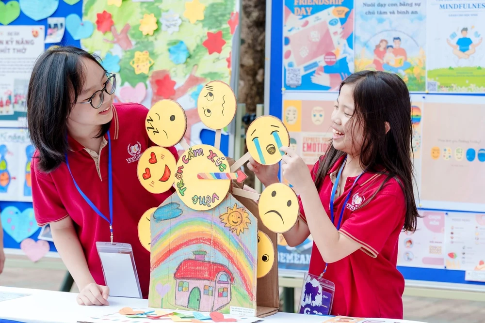 5.500 sáng kiến vì sức khỏe tâm lý: Khi học sinh Vinschool làm chủ hành trình hạnh phúc học đường