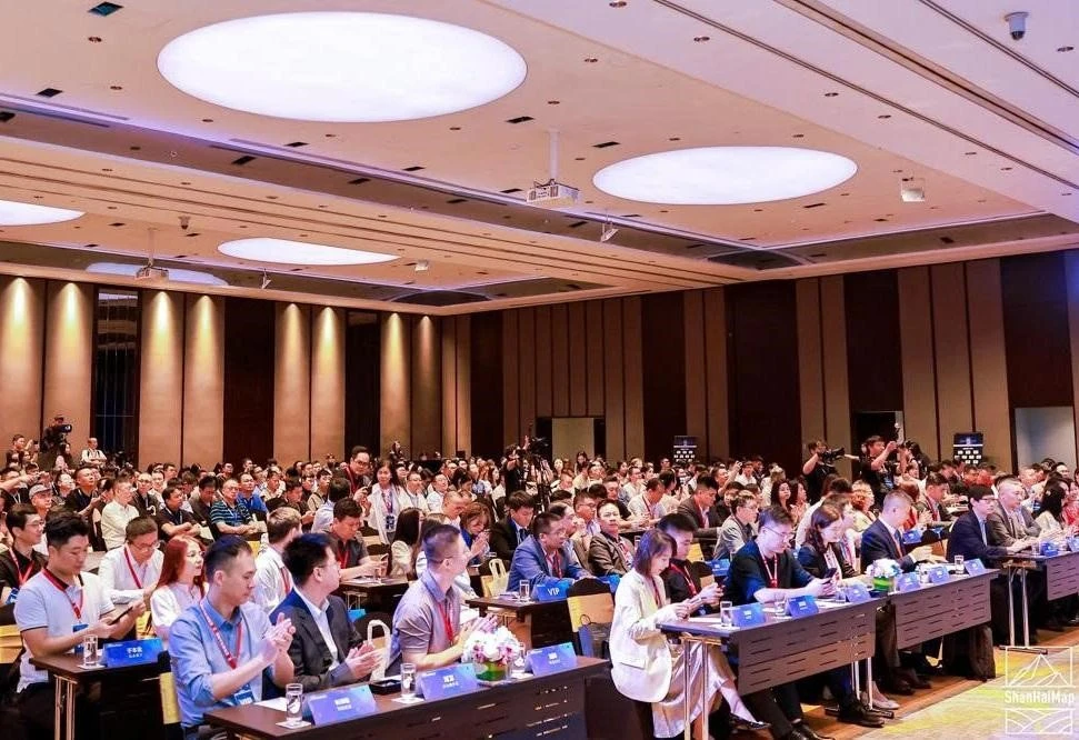 Hội thảo Đầu tư ngành hàng tiêu dùng Việt Nam 2025 đã khép lại thành công tốt đẹp!