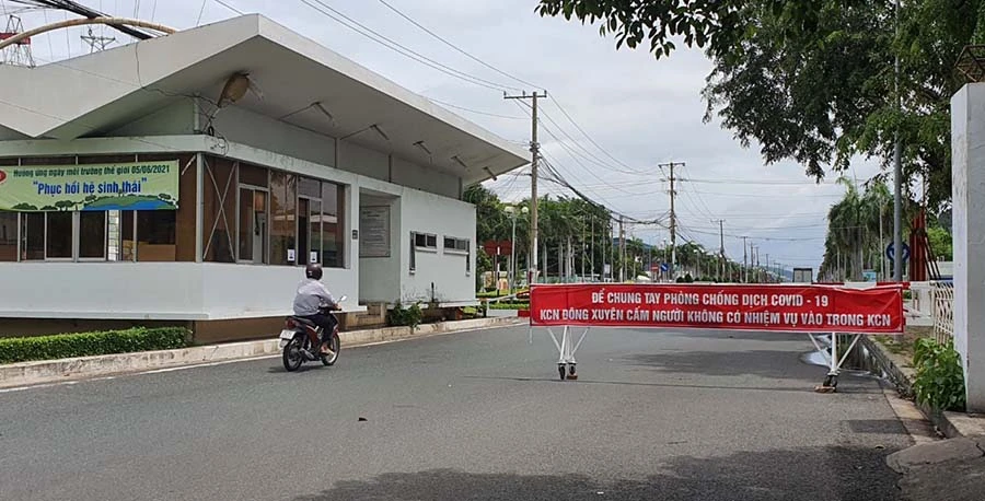 Người lao động ở Vũng Tàu đi làm thế nào khi giãn cách theo Chỉ thị 16? ảnh 1