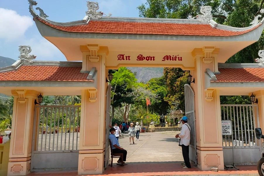 An Sơn Miếu, huyện Côn Đảo nơi thờ Bà Thứ phi Hoàng Phi Yến-Ảnh:CTV