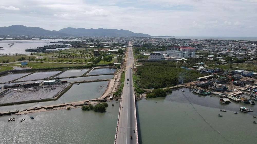 Hạ tầng giao thông nội tỉnh, liên vùng đang được Bà Rịa-Vũng Tàu đầu tư, phối hợp cùng các bộ, ngành, địa phương khác triển khai hoàn thiện-Ảnh:TK