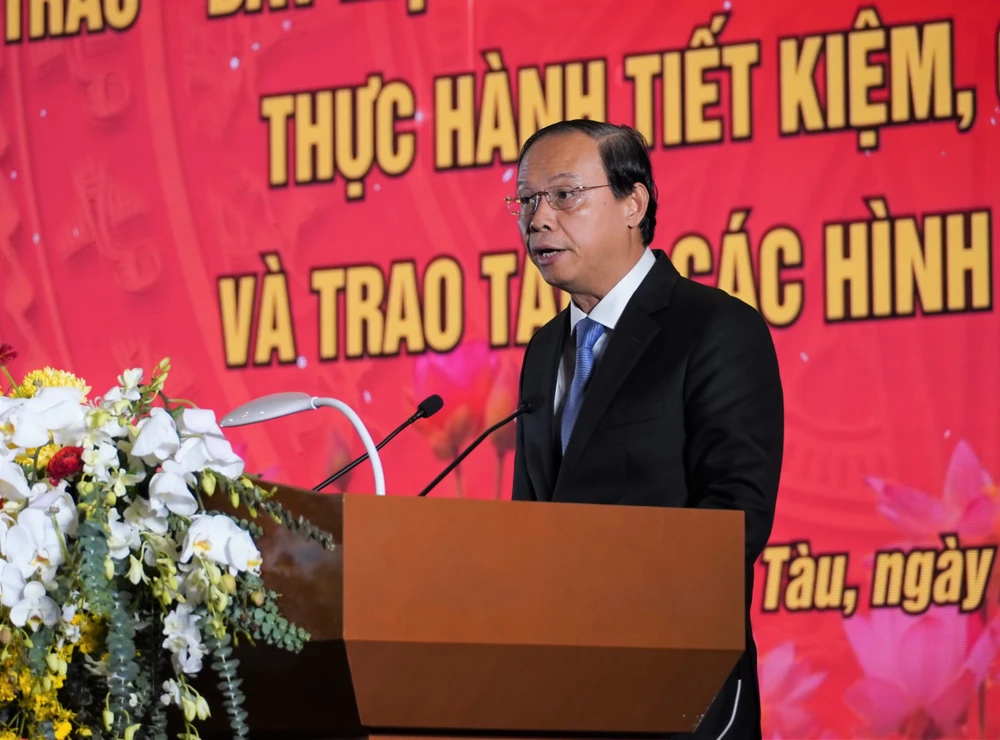 Ông Nguyễn Văn Thọ, Chủ tịch UBND tỉnh Bà Rịa-Vũng Tàu phát động thi đua năm 2023. Ảnh: ĐT Ông Nguyễn Văn Thọ, Chủ tịch UBND tỉnh Bà Rịa-Vũng Tàu phát động thi đua năm 2023. Ảnh: ĐT