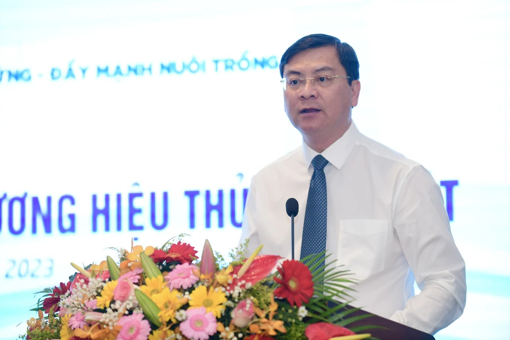 Ông Nguyễn Công Vinh, phó chủ tịch UBND tỉnh Bà Rịa-Vũng Tàu phát biểu. Ảnh: QĐ Ông Nguyễn Công Vinh, phó chủ tịch UBND tỉnh Bà Rịa-Vũng Tàu phát biểu. Ảnh: QĐ