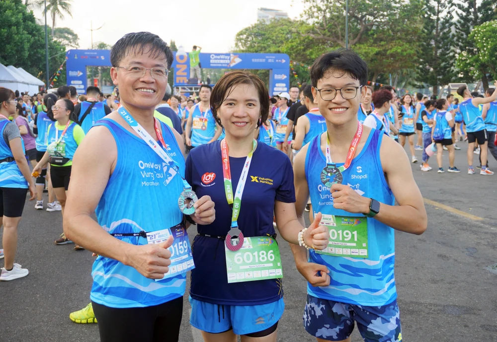 Ông Vũ Hồng Thuấn, phó chủ tịch UBND TP Vũng Tàu tham gia giải. Ảnh: VQ