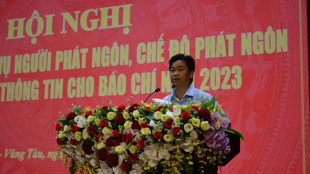 Ông Lê Văn Minh, phó trưởng ban Tuyên giáo Tỉnh ủy Bà Rịa-Vũng Tàu phát biểu tại hội nghị. Ảnh: Đức Long Ông Lê Văn Minh, phó trưởng ban Tuyên giáo Tỉnh ủy Bà Rịa-Vũng Tàu phát biểu tại hội nghị. Ảnh: Đức Long