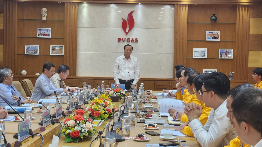 Ông Nguyễn Văn Thọ, chủ tịch UBND tỉnh Bà Rịa-Vũng Tàu tại buổi làm việc với PV GAS chiều 8-7. Ảnh: TK