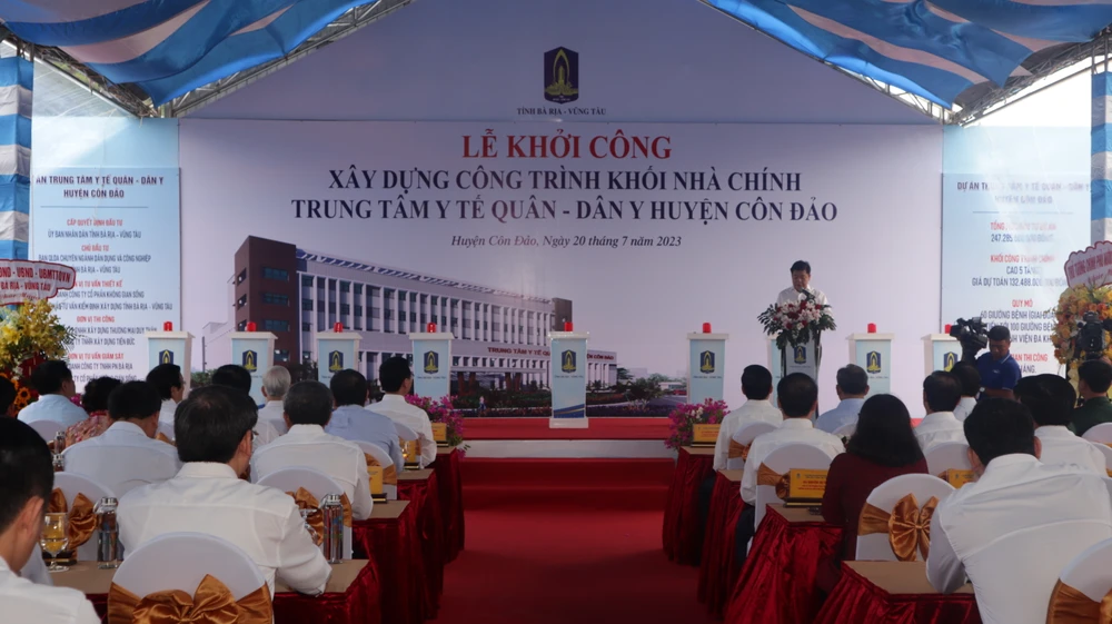 Chủ đầu tư thông tin về dự án Trung tâm Y tế Quân, Dân Y Côn Đảo. Ảnh: TK