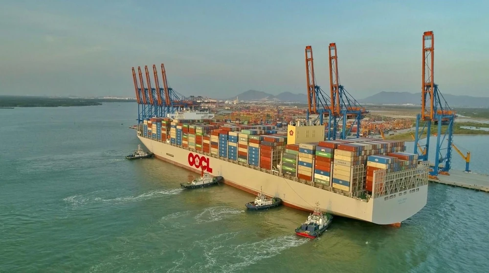 Hoạt động lai dắt tàu của Công ty Cổ phần Dịch vụ và Vận tải biển Vũng Tàu. Ảnh: VTShip