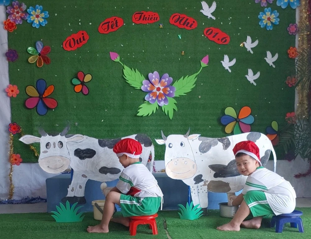 Các cơ sở giáo dục đã và đang tiến hành các biện pháp phòng, chống dịch đau mắt đỏ cho học sinh. Ảnh minh họa: HH