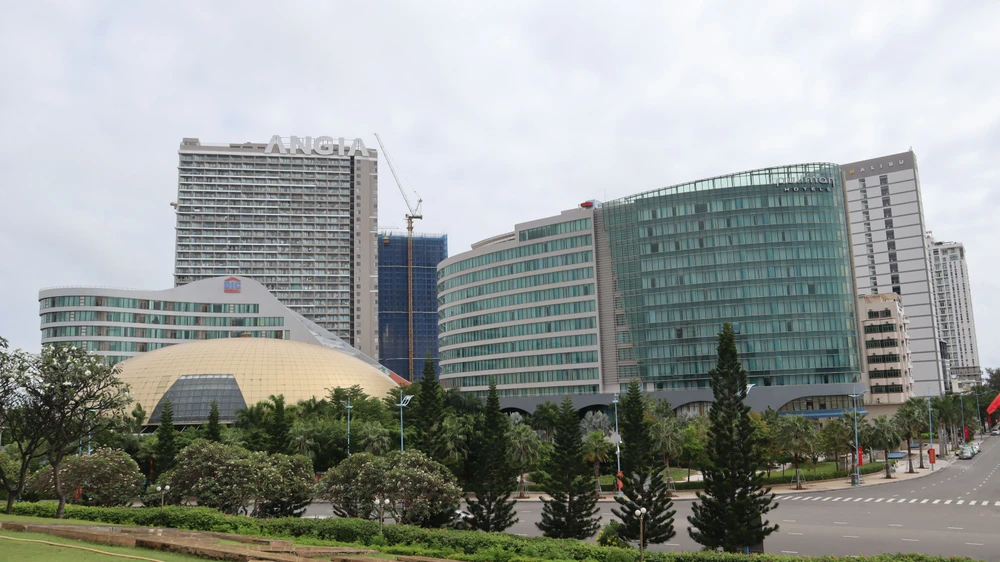 TP Vũng Tàu là địa phương tập trung nhiều nhà chung cư, khách sạn, nhà hàng. Ảnh minh họa:TK