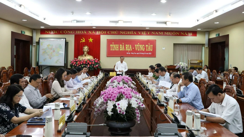 Chu-tich-UBND-tinh-Ba-Ria-Vung-Tau.jpg