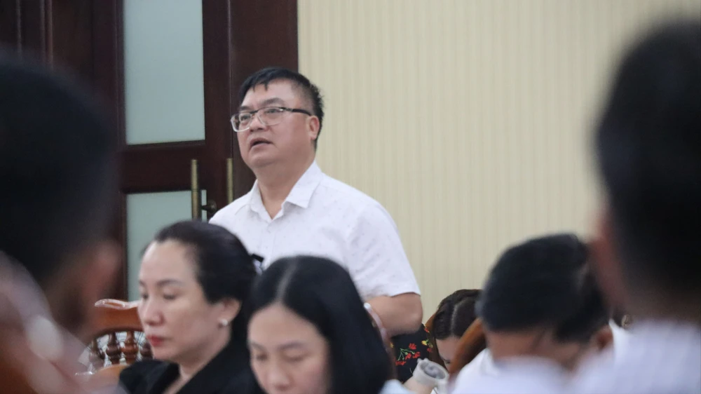 dự án thắp sáng bãi sau