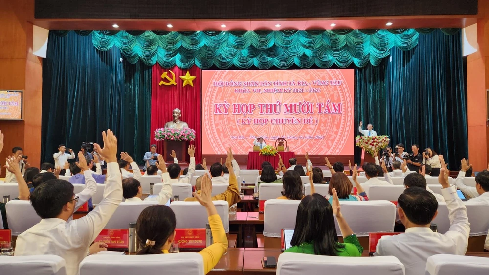 Thông qua 2 nghị quyết đầu tư công quan trọng hơn 3.200 tỉ đồng cho Vũng Tàu