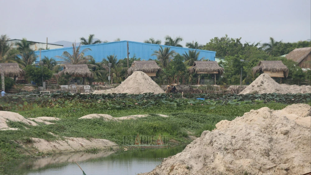 Đề xuất xử phạt doanh nghiệp ở Vũng Tàu 1 tỉ đồng vì lấn đất mặt nước, nạo vét hồ