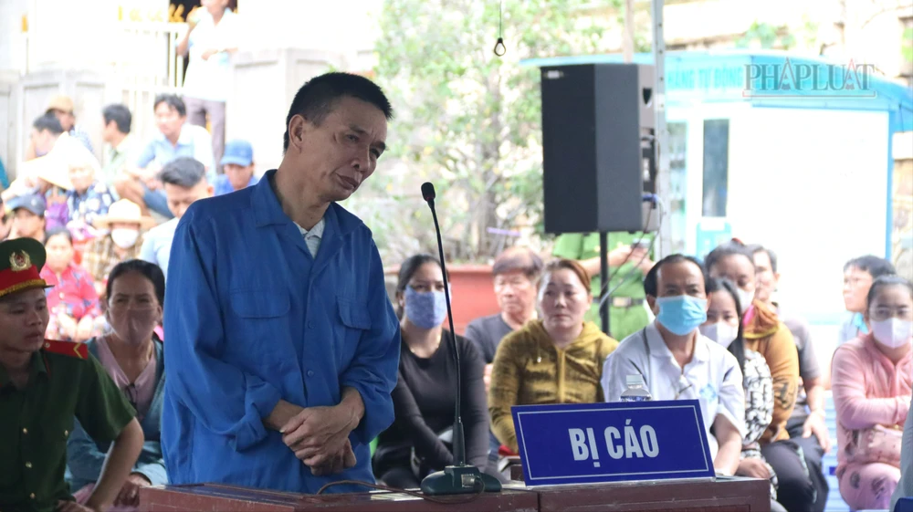 Bà Rịa – Vũng Tàu: Đưa người xuất cảnh trái phép đánh bắt được 488kg mực khô, lĩnh án 6 năm tù