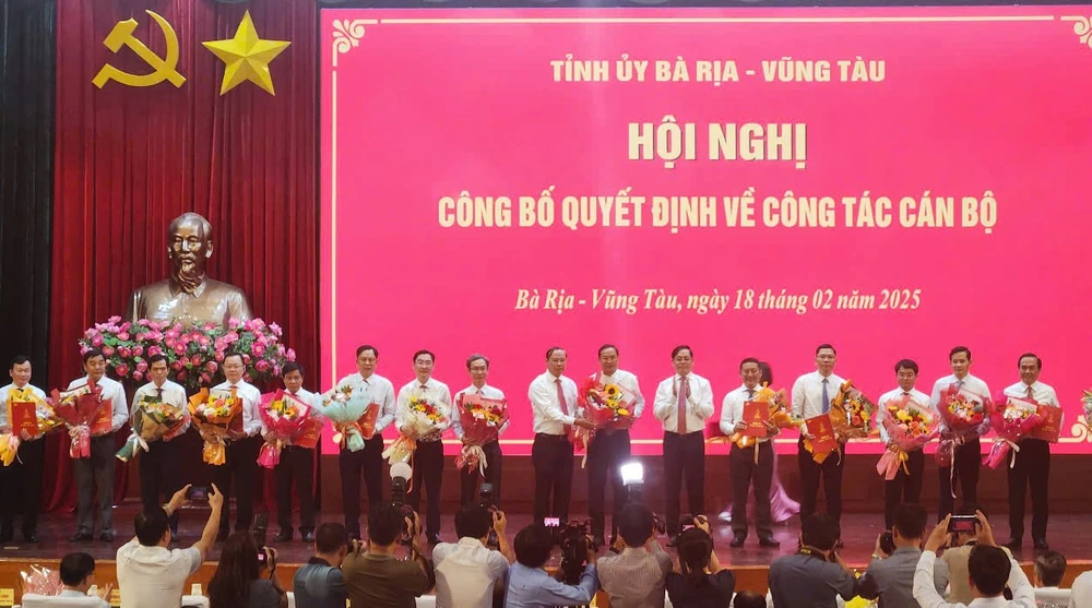 Bà Rịa – Vũng Tàu: Trao nhiều quyết định về công tác cán bộ