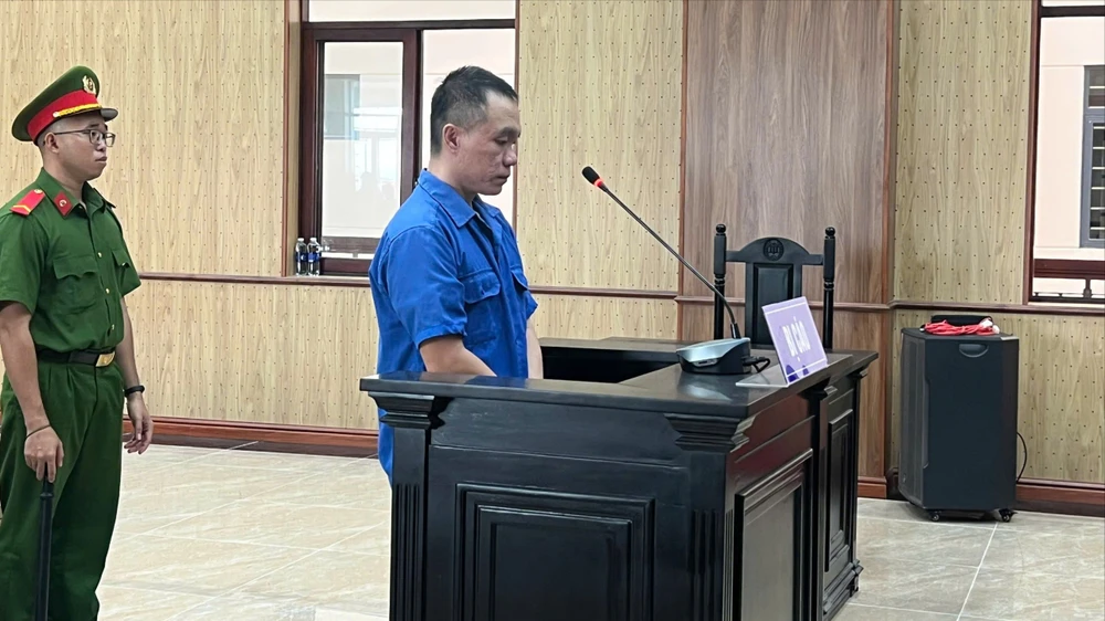 Đối tượng tấn công Thượng úy Cảnh sát Cơ động bị tuyên tử hình vì bốn tội danh