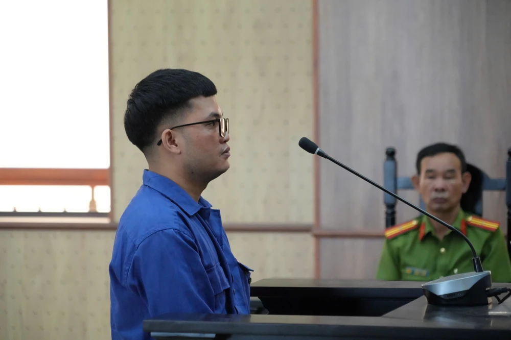 Chiếm đoạt tài sản