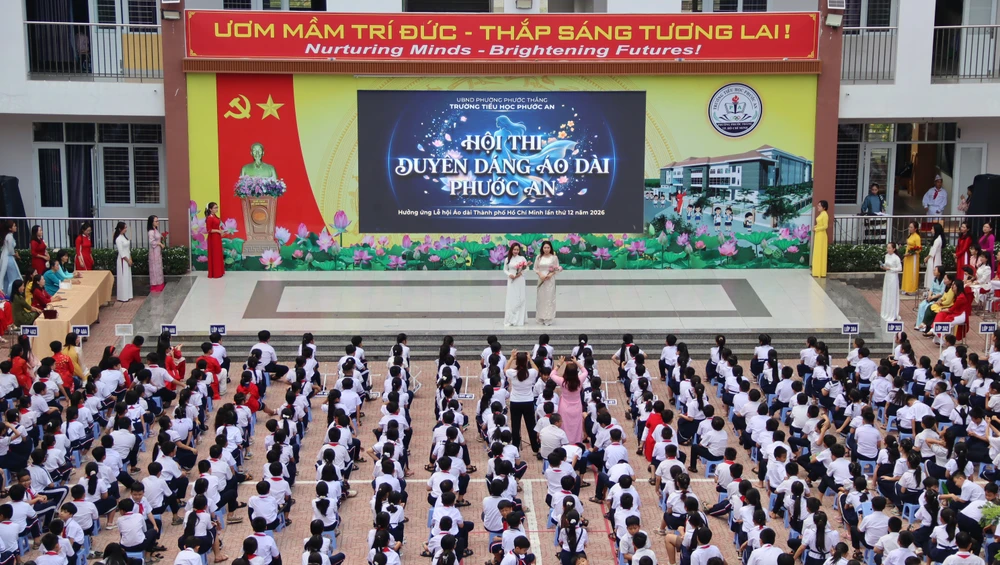 Duyen-dang-ao-dai.JPG