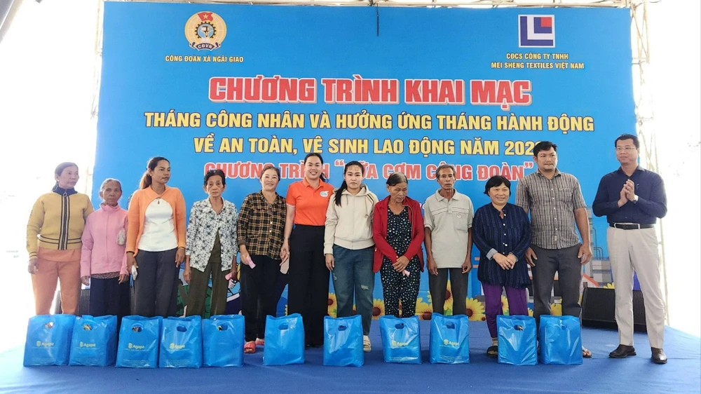 thang-cong-nhan-h2.jpg