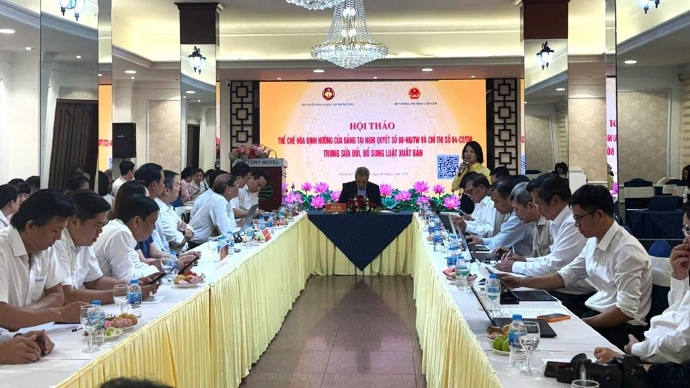 nganh-xuat-ban-2-959-208.jpg