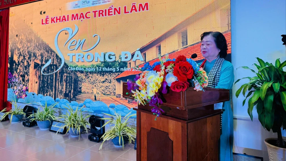 trien-lam-h3.jpg