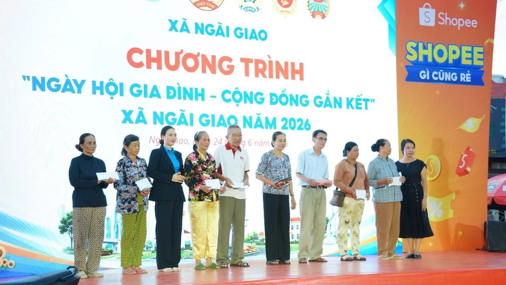 An_cu_cung_nguoi_lao_dong_h4.jpg
