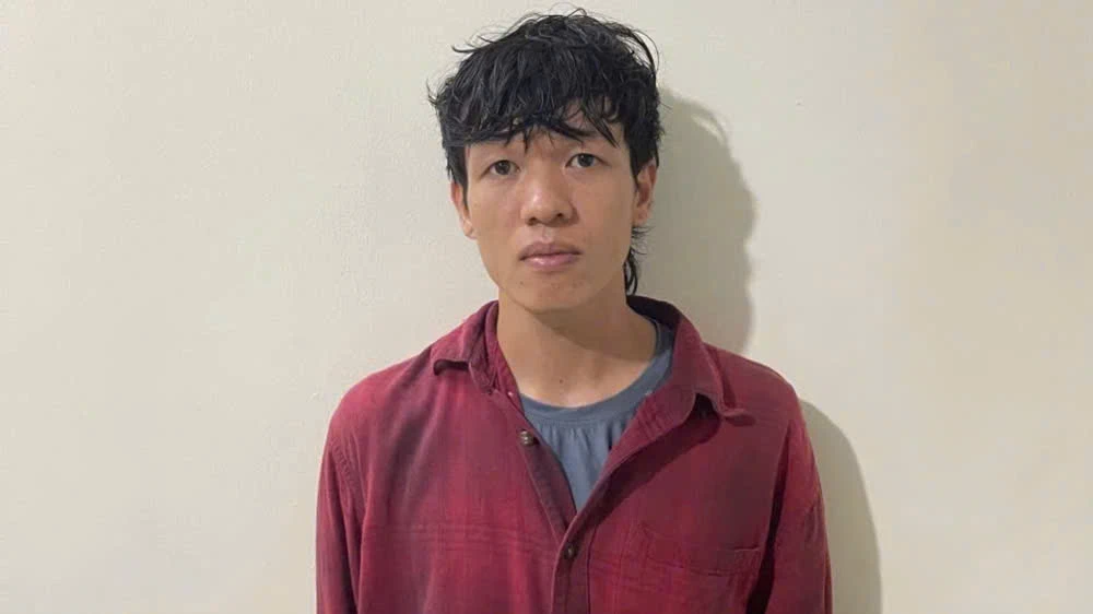 Bị can Lê Văn Hậu đã đến Công an phường Bình Thọ, TP Thủ Đức, TP.HCM đầu thú, sau khi đọc báo và biết đang bị truy nã