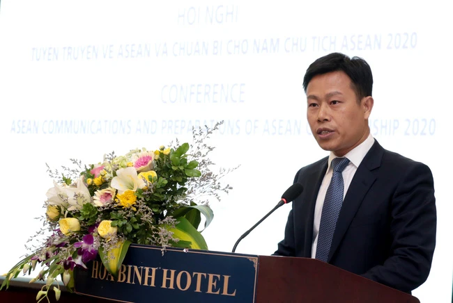 GS.TS Lê Quân, Giám đốc Đại học Quốc gia Hà Nội, được bổ nhiệm chức vụ Thứ trưởng Bộ GD&ĐT.