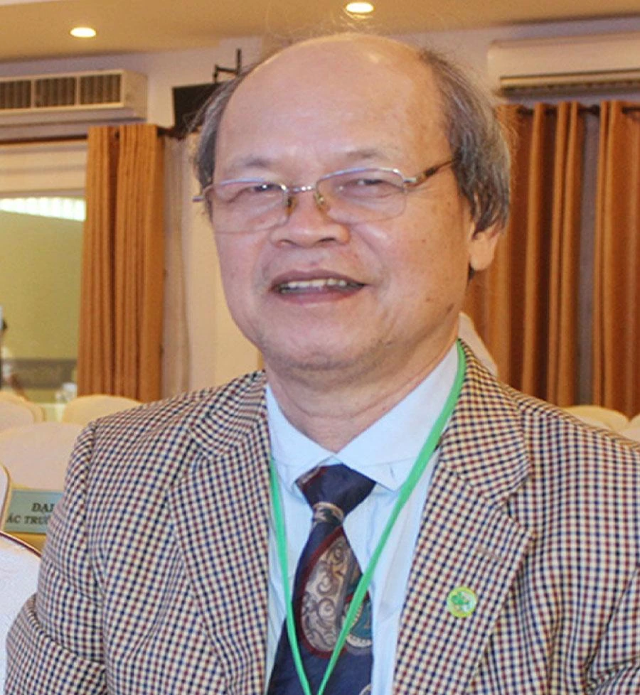 GS-TS NGUYỄN HOÀNG TRÍ, Chủ tịch quốc gia Chương trình con người và sinh quyển Việt Nam (thuộc Ủy ban Quốc gia UNESCO Việt Nam)