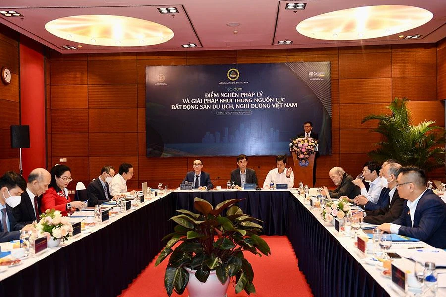 Quang cảnh buổi tọa đàm. Ảnh: TRỌNG PHÚ