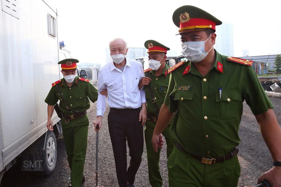 Bị cáo Nguyễn Văn Minh. Ảnh: UYÊN TRANG