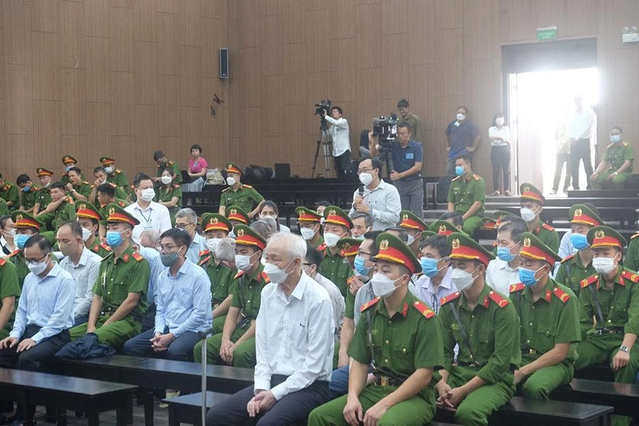 Các bị cáo tại tòa. Ảnh: UYÊN TRANG Các bị cáo tại tòa. Ảnh: UYÊN TRANG