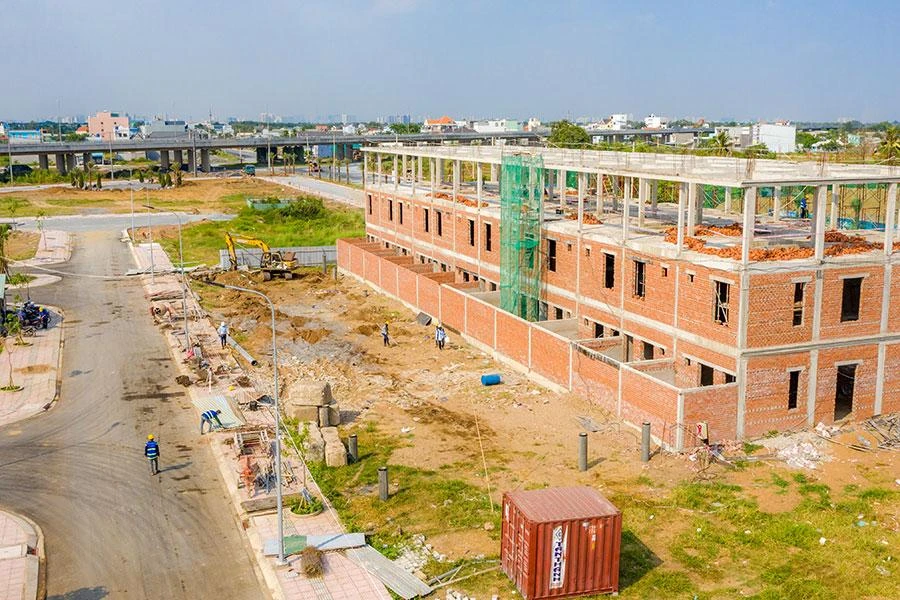 Nhà phố xây sẵn có giá thành cao nhưng khả năng sinh lời cũng rất mạnh. Ảnh: Q.HUY