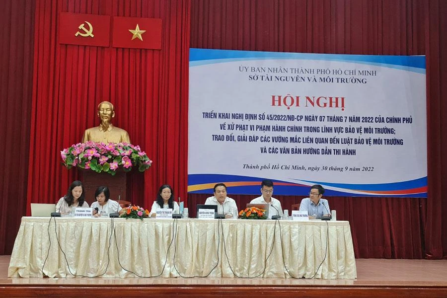 Các đại biểu trong Hội nghị triển khai Nghị định 45/2022 về xử phạt vi phạm hành chính trong lĩnh vực bảo vệ môi trường… Ảnh: NC