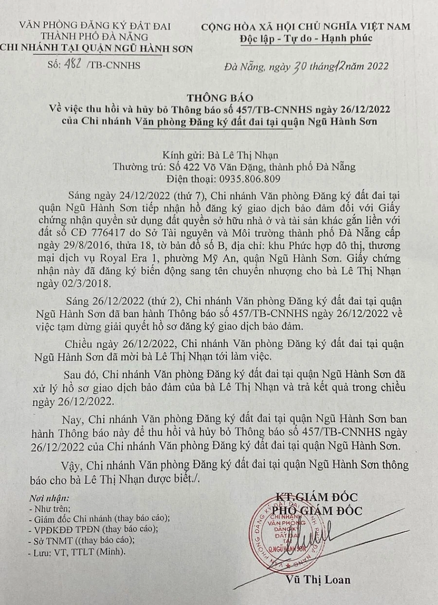 Thông báo số 457 trái luật và thông báo thu hồi, hủy bỏ Thông báo số 457 của Chi nhánh VPĐKQSDĐ quận Ngũ Hành Sơn. Ảnh: LÊ PHI