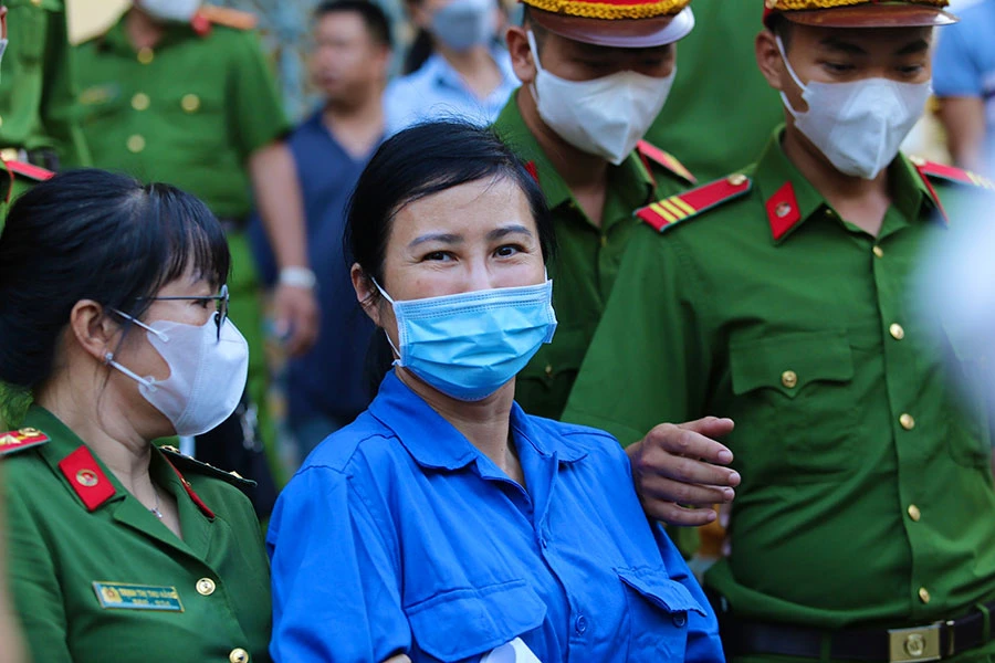 Bị cáo Hoàng Thị Thúy Nga tại tòa. Ảnh: HOÀNG GIANG